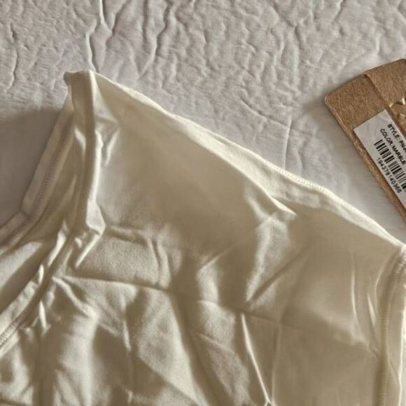 3 PAIR SKIMS HI RISE PANTY. NWT - Picture 4 of 8